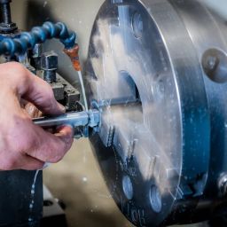 Slimme automatisering voor metaalindustrie en productieomgevingen