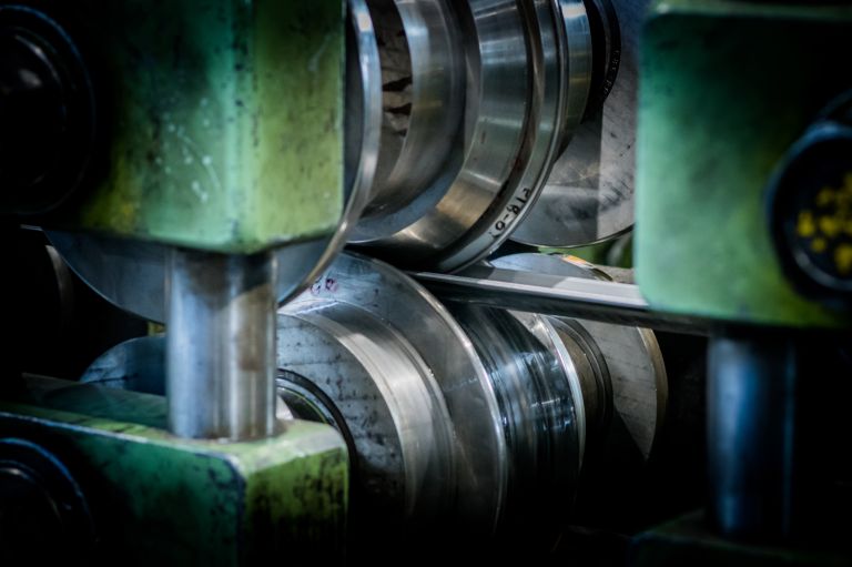 Slimme automatisering voor metaalindustrie en productieomgevingen