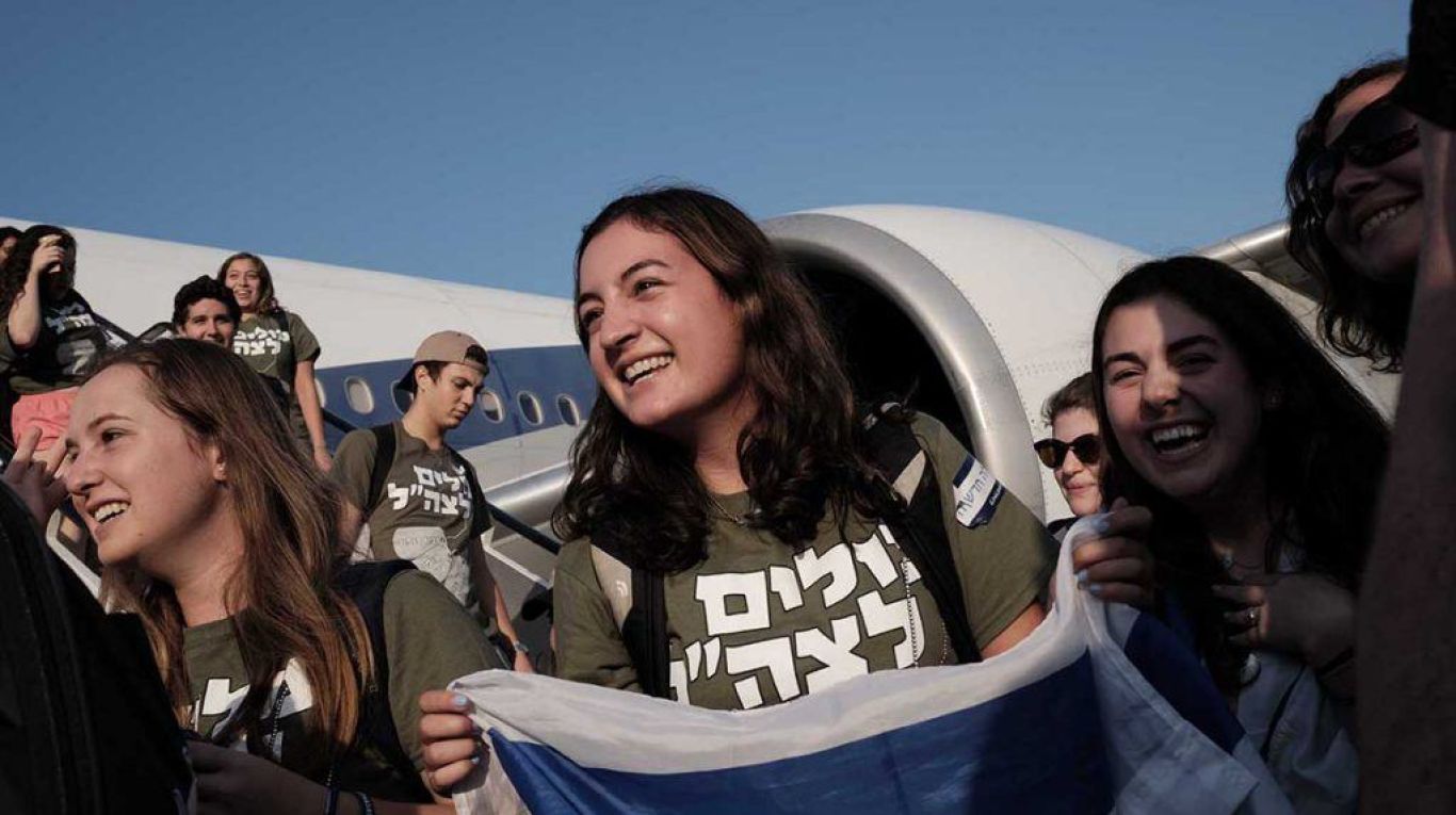 F160817TNFF20-1024x576