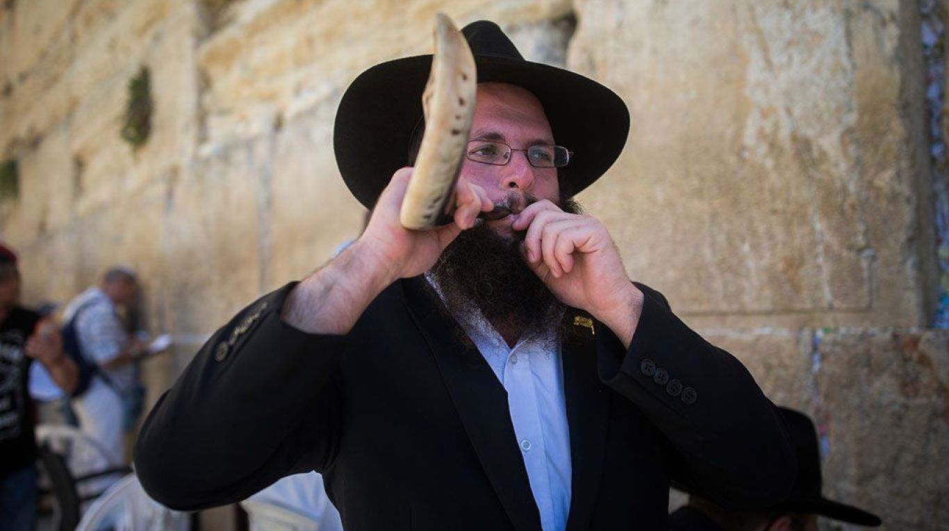 F160927YS38-1024x576