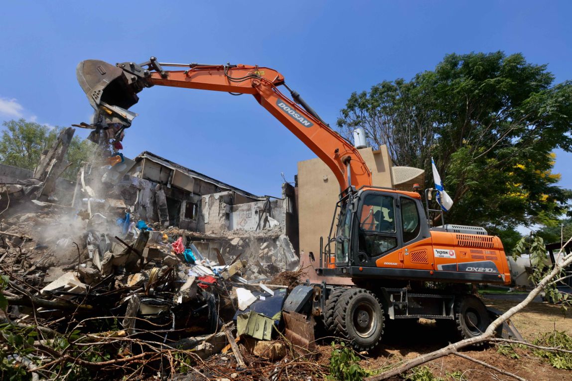 Herbouw kibboets F240707OC08