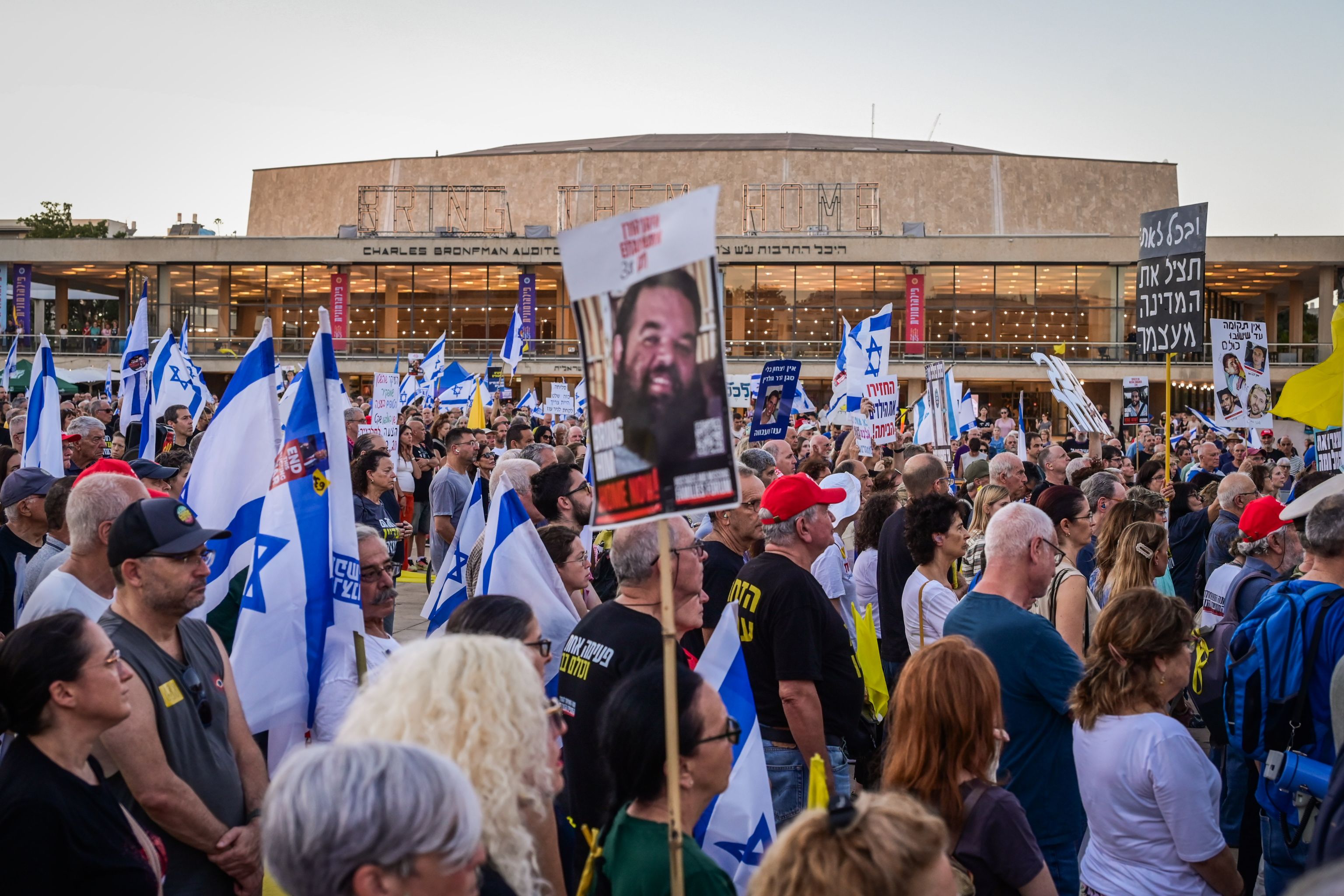 protest vrijlating gijzelaars