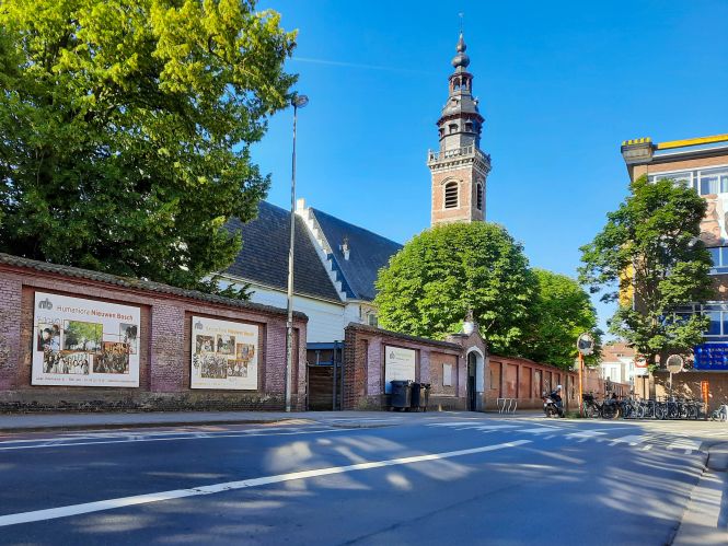 1a grote speelplaats school Schoolomgeving Nieuwen Bosch