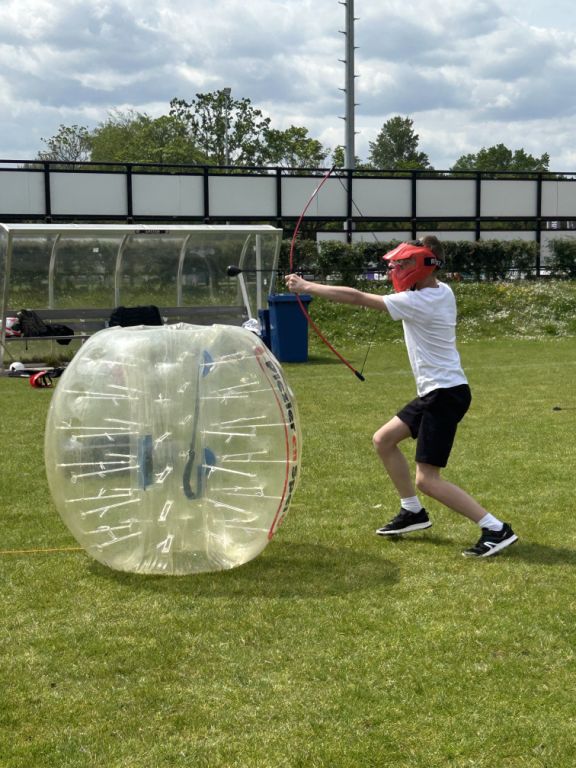 Exchange between ISU and Anna van Rijn College sports day