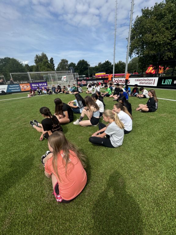 Sports day with students from ISU and Anna van Rijn College in Nieuwegein