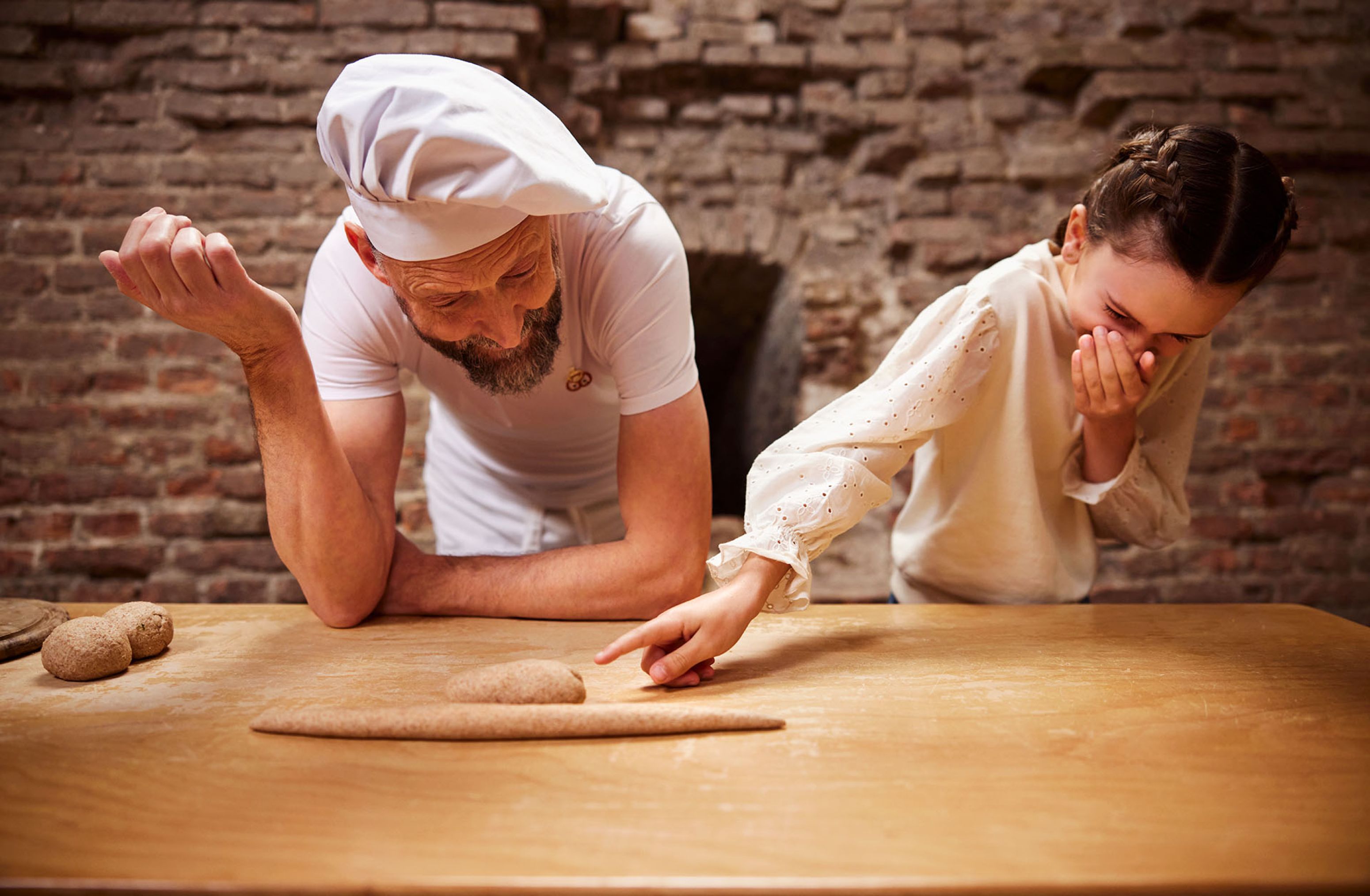 Bakkerijmuseum bakker met meisje 2
