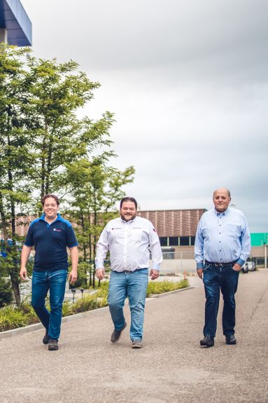 Chez G. van Beek en Zn., tout le monde est le bienvenu. Vous aussi !