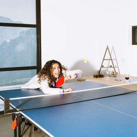 Dataspecialist speelt tafeltennis Dataspecialist speelt tafeltennis