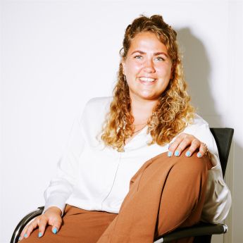 Tess Stevens account manager Finance Tess Stevens account manager Finance