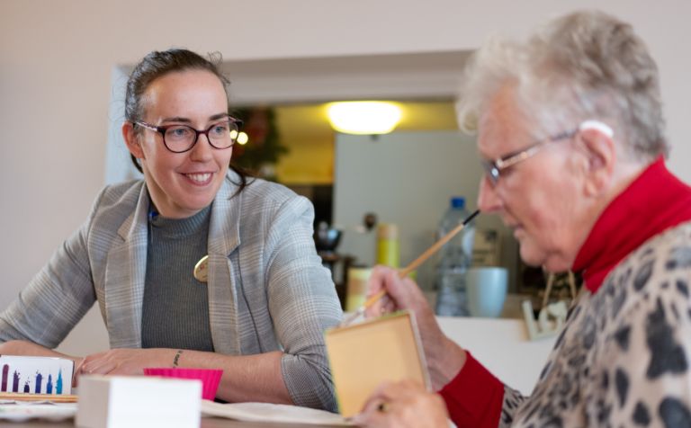 Medewerker verpleeghuis welzijn dagbesteding woonbegeleider vacature verpleeghuis Westerstein zonderuniform Medewerker verpleeghuis welzijn dagbesteding woonbegeleider vacature verpleeghuis Westerstein zonderuniform