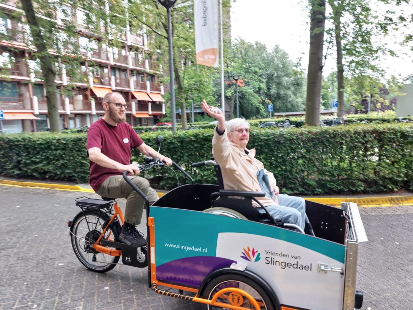 Rolstoelbakfiets Slingedael Rolstoelbakfiets Slingedael