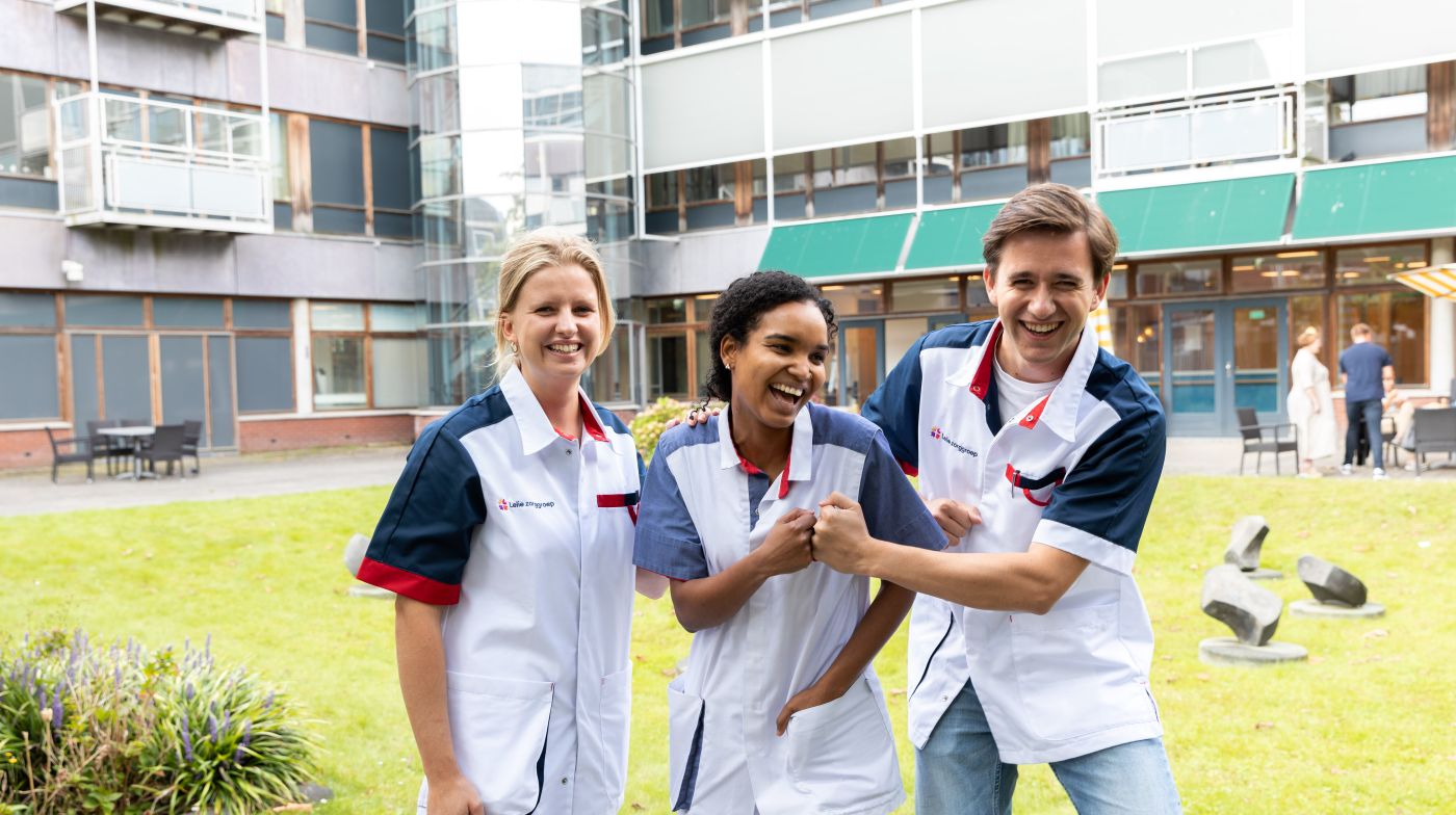 Zorgverleners verpleeghuis Pniël vacature verpleeghuiszorg zorg thuiszorg jong