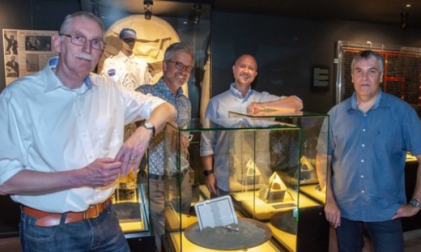 Opening expositie 50 jaar maanlanding - vlnr Ed Hengeveld, Rob van den Berg, Ole Hellfritzsch, Danny van Hoecke